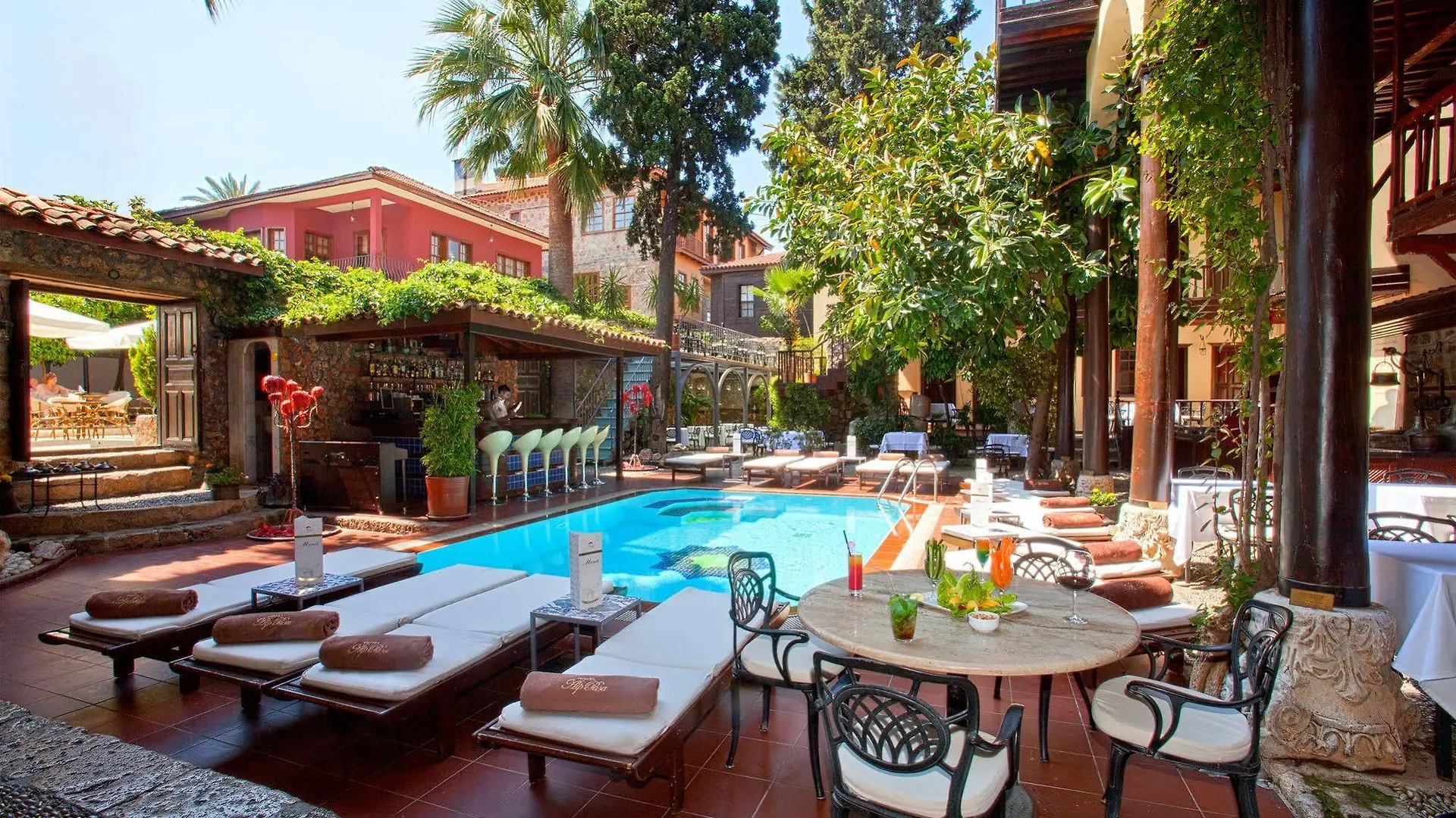 Alp Pasa Hotel - Special Class Antalya 4*,