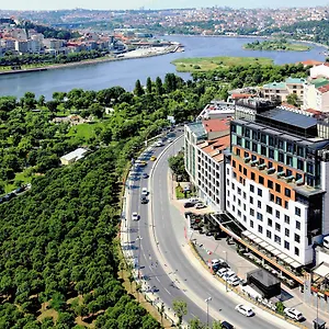 Mövenpick Golden Horn 5* Istanboel