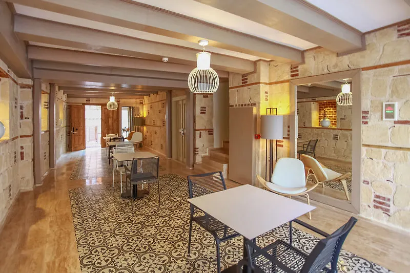 Alp Pasa Hotel - Special Class Antalya 4*,